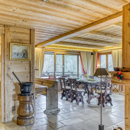 Magnifique Avec Piscine Et Sauna Chalet Megeve