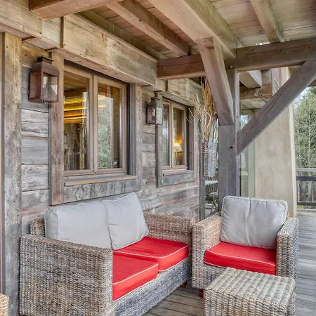 Magnifique Avec Piscine Et Sauna Chalet *