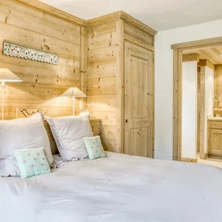 Magnifique Avec Piscine Et Sauna Chalet